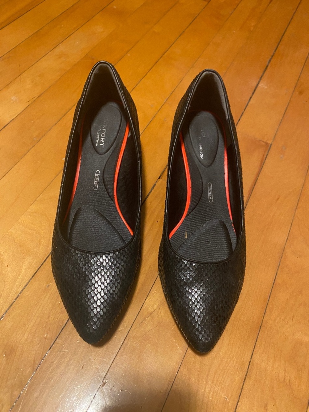 Rockport Heels / Trutech / Kitten Heels / Size 10
